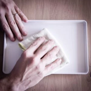 Anleitung Aufkleber - Oberfläche reinigen